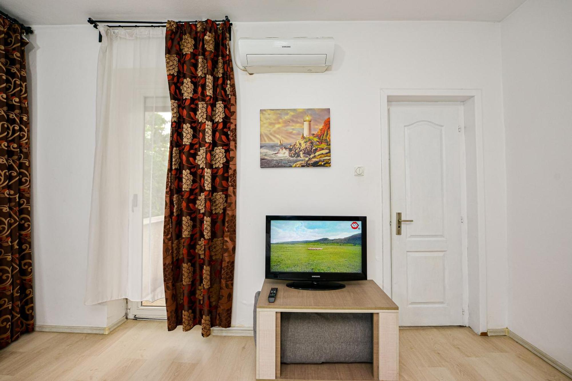 Ideal Accommodation City Center Бухарест Экстерьер фото