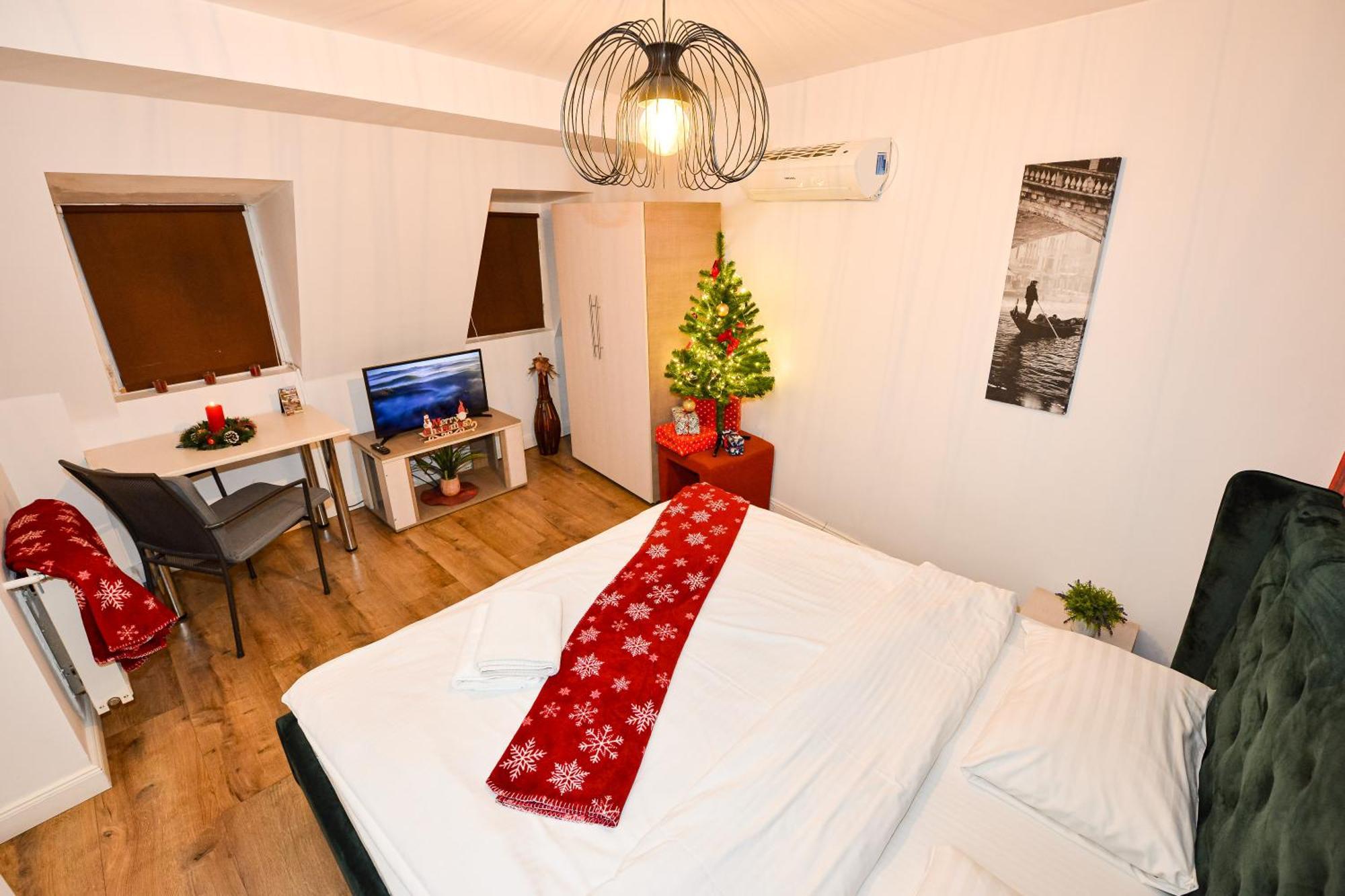 Ideal Accommodation City Center Бухарест Экстерьер фото