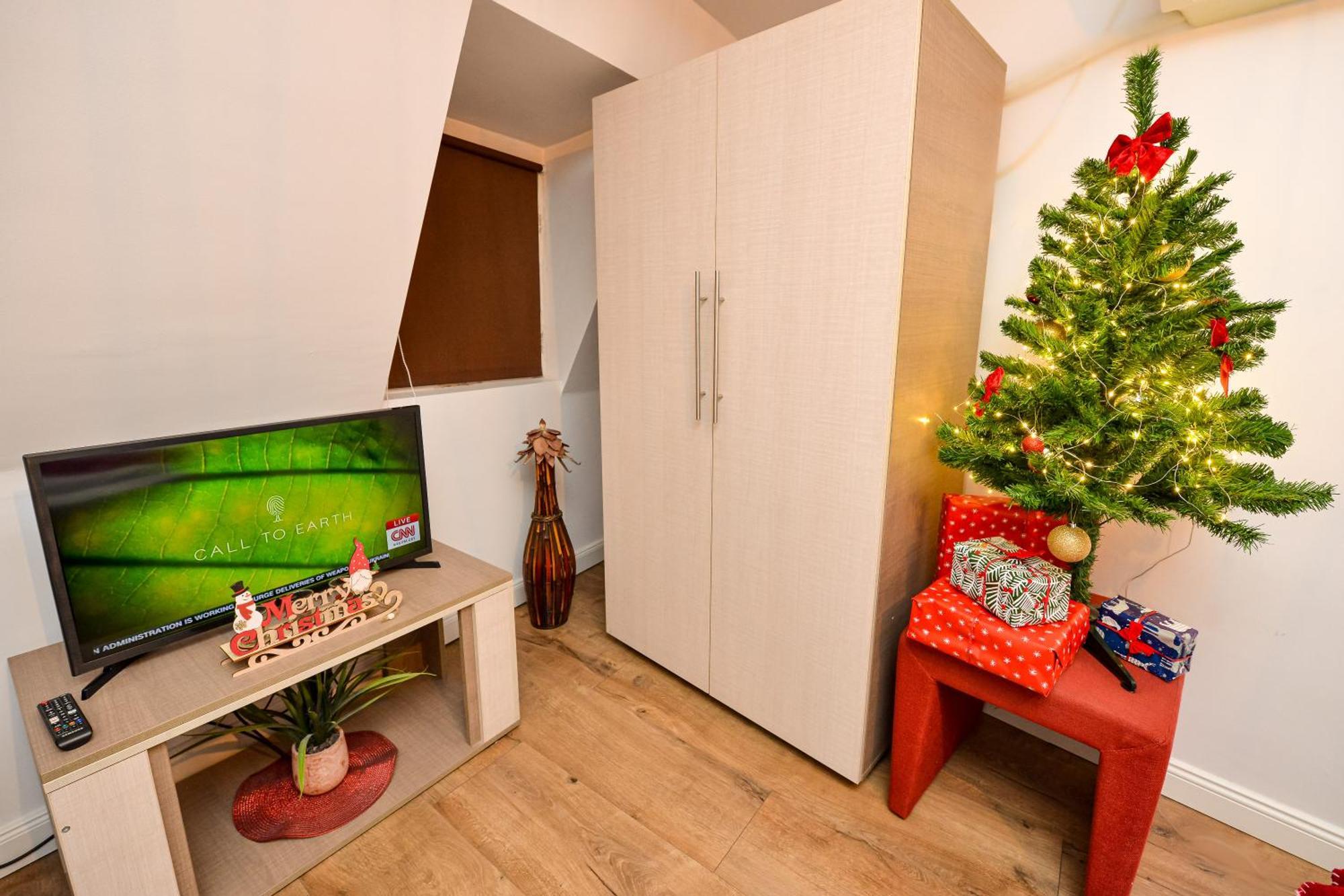 Ideal Accommodation City Center Бухарест Экстерьер фото