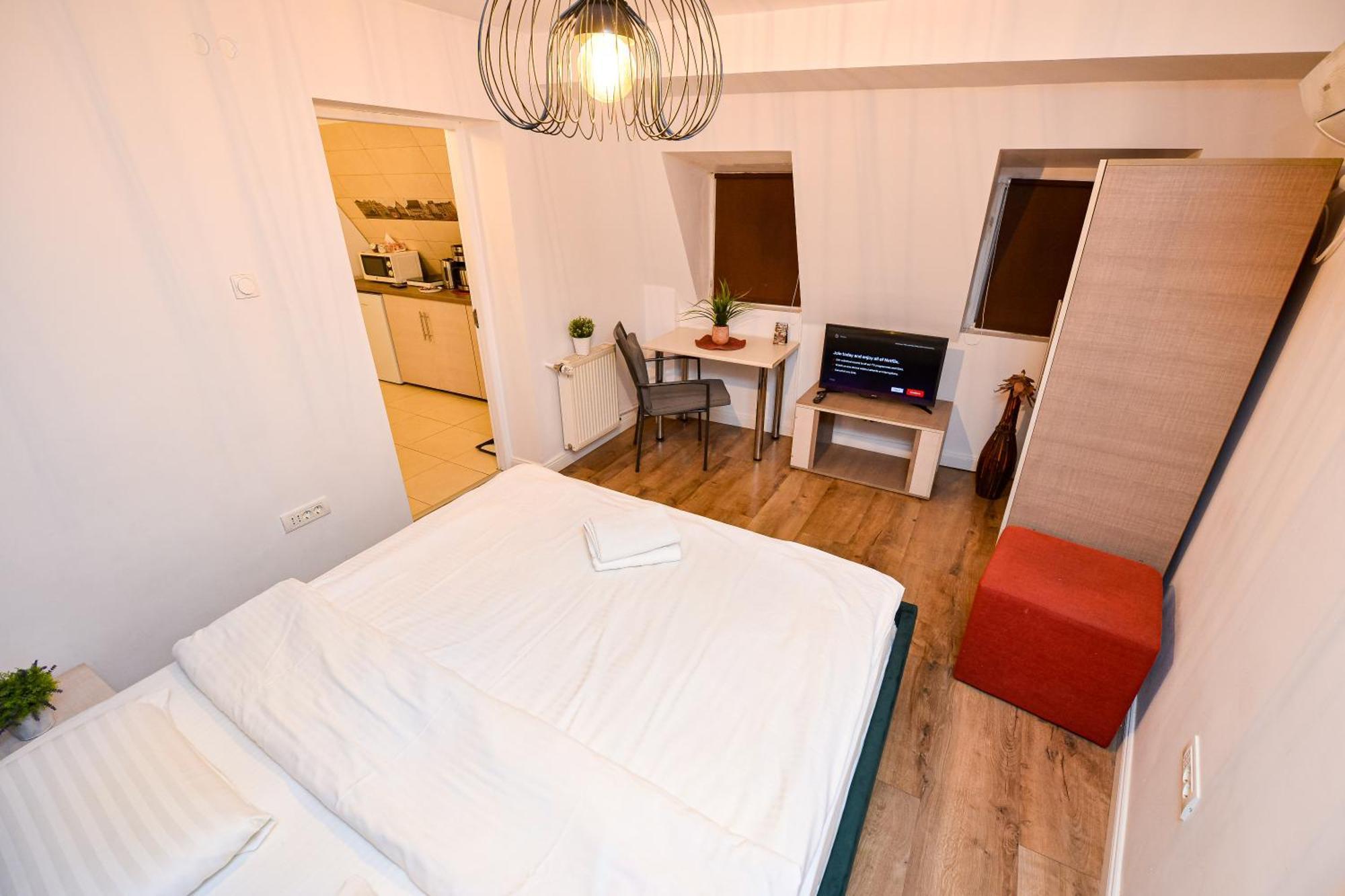 Ideal Accommodation City Center Бухарест Экстерьер фото